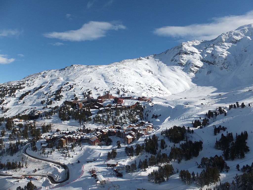 Skiing in the French Alps – a wonderful winter treat!